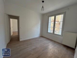  Appartement à louer 2 pièces 32 m²