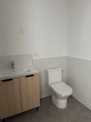  Appartement à louer 3 pièces 53 m²