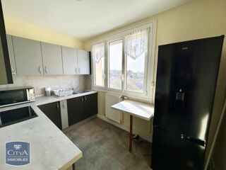 location Appartement - 4 pièce(s) - 65 m² Le Mans (72000)