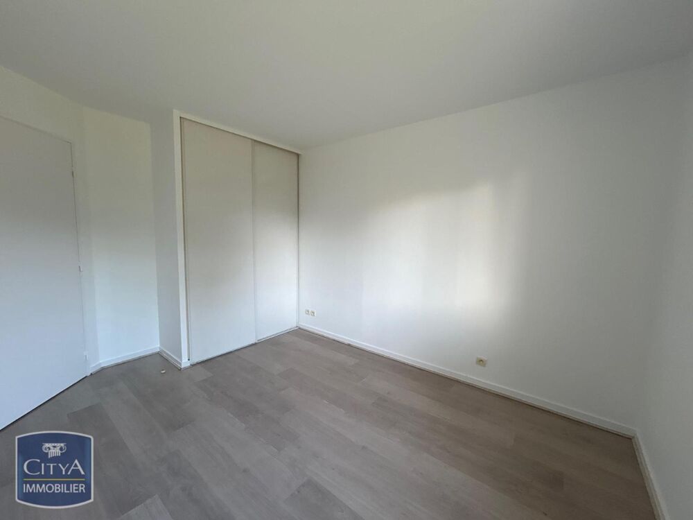 location Appartement - 2 pièce(s) - 55 m² Châtellerault (86100)