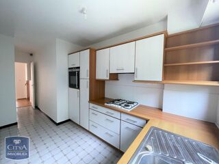  Appartement à louer 3 pièces 66 m²