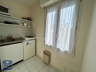  Appartement à louer 1 pièce 25 m²