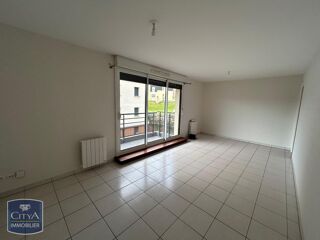  Appartement à louer 3 pièces 66 m²