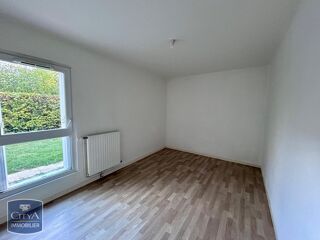  Appartement à louer 3 pièces 64 m²