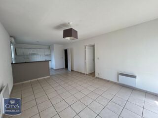  Appartement à louer 3 pièces 68 m²