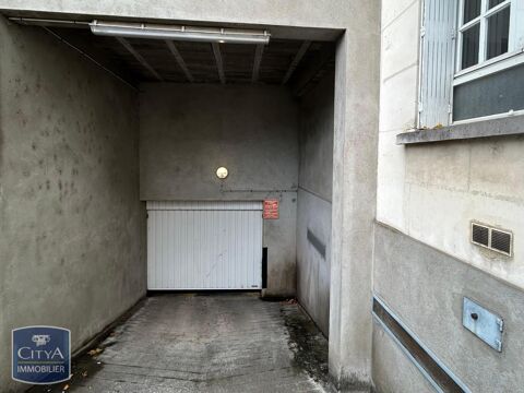  Parking / Garage  louer 