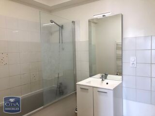  Appartement à louer 2 pièces 38 m²