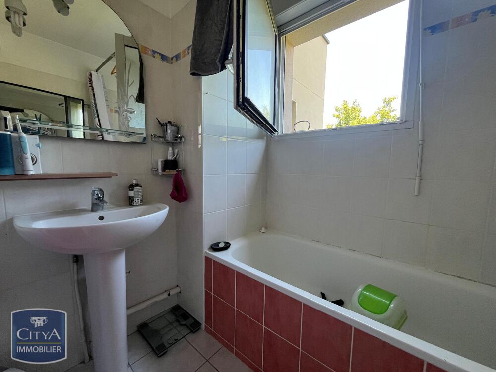 location Appartement - 2 pièce(s) - 45 m² Mâcon (71000)