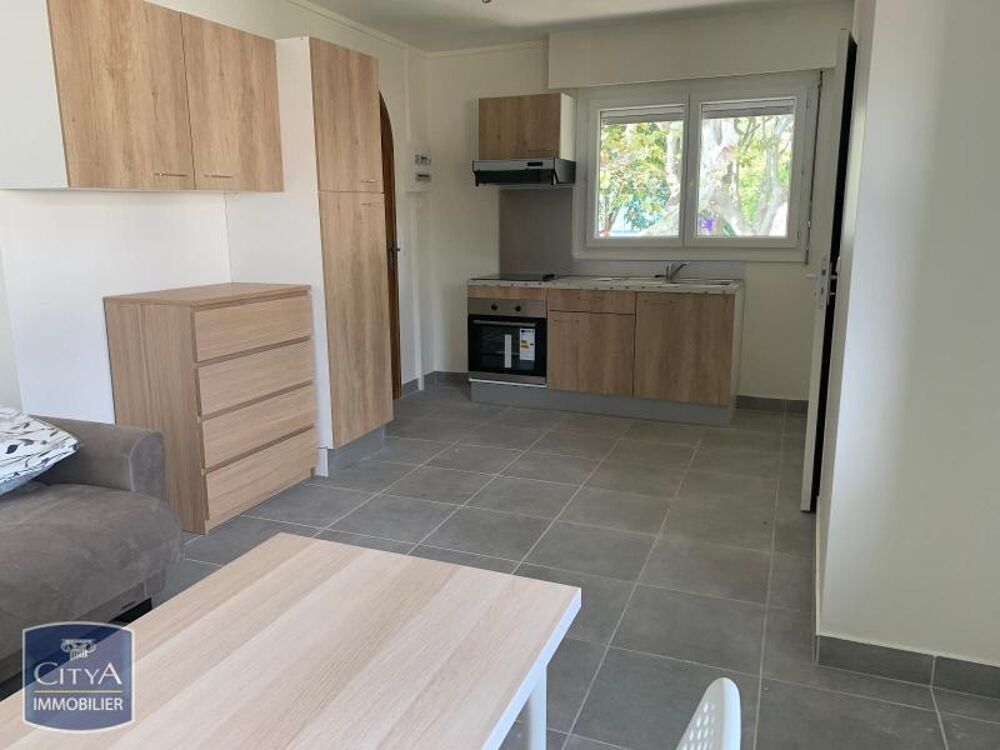 EXCLUSIVITÉ - GRAND STUDIO MEUBLE TOUTES CHARGES COMPRIS....