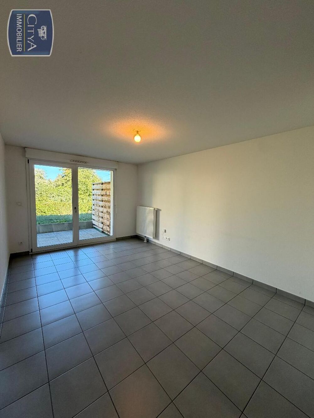 APPARTEMENT 2 PIÈCES AVEC TERRASSE - RUE D'OSTWALD En lo....