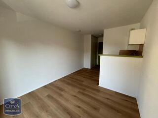  Appartement à louer 1 pièce 17 m²