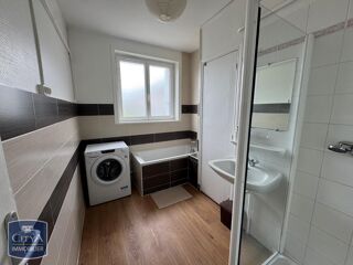  Appartement à louer 3 pièces 70 m²