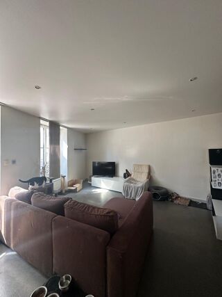  Appartement à louer 3 pièces 56 m²