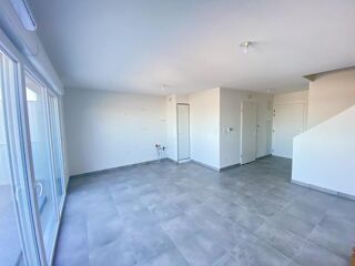  Appartement à louer 3 pièces 64 m²