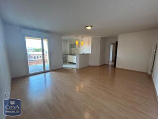  Appartement à louer 3 pièces 63 m²