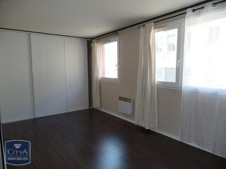  Appartement à louer 2 pièces 50 m²