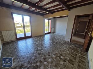  Appartement à louer 4 pièces 104 m²