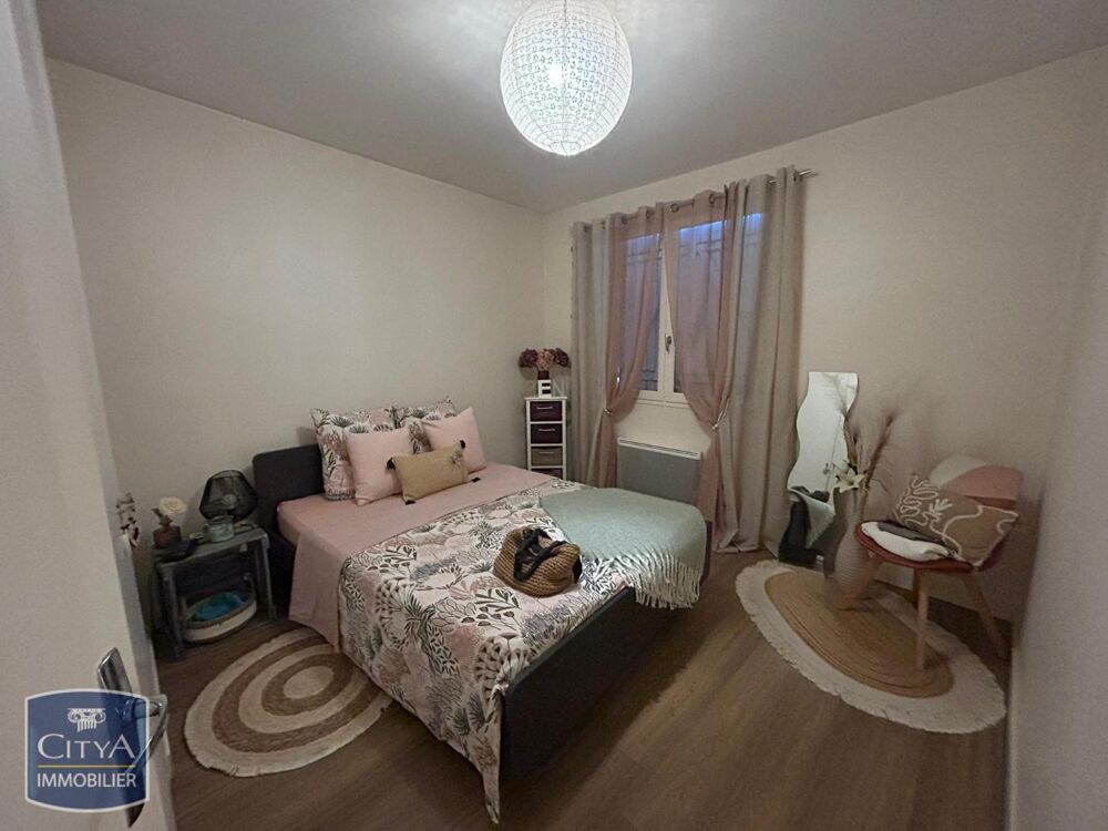 location Appartement - 3 pièce(s) - 90 m² Mortagne-sur-Sèvre (85290)