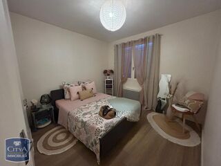  Appartement à louer 3 pièces 90 m²