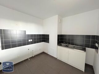 location Appartement - 3 pièce(s) - 70 m² Bordeaux (33300)