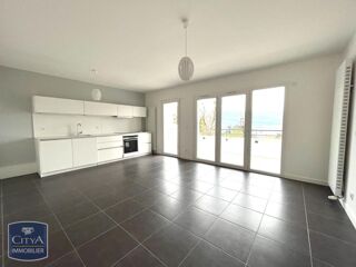  Appartement à louer 3 pièces 63 m²