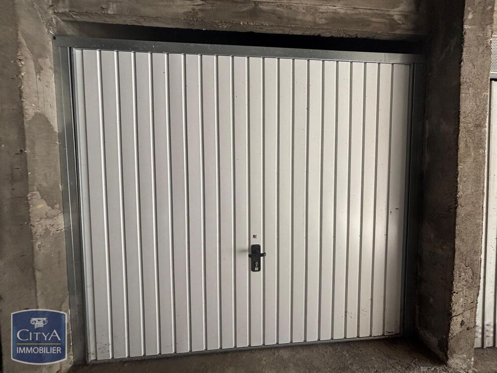location Parking / Garage Saint-Etienne (42100)