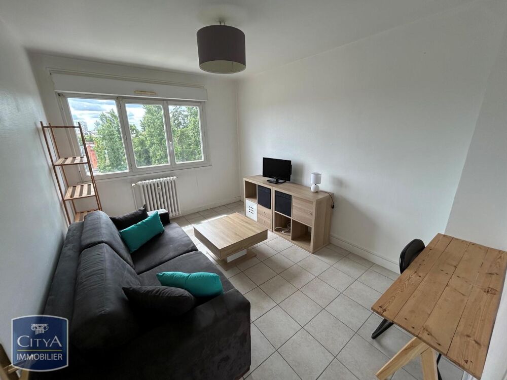 À LOUER : Appartement T1 situé à Châteauroux. Ce bien d'....