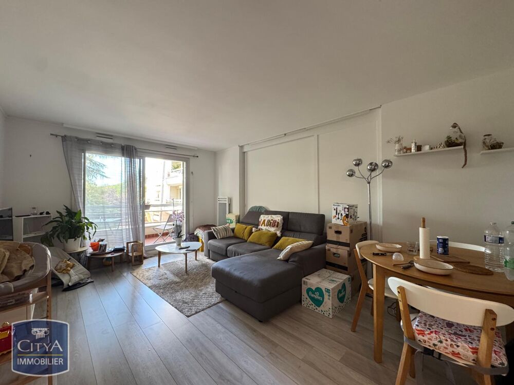 location Appartement - 3 pièce(s) - 72 m² Nogent-sur-Marne (94130)