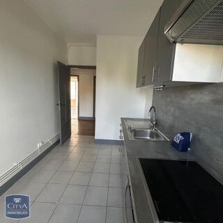  Appartement à louer 3 pièces 65 m²