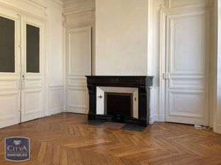  Appartement à louer 3 pièces 87 m²