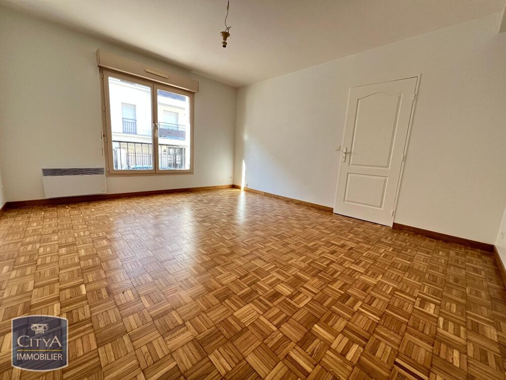 À LOUER : Découvrez cet appartement rénové T2 situé à ST....