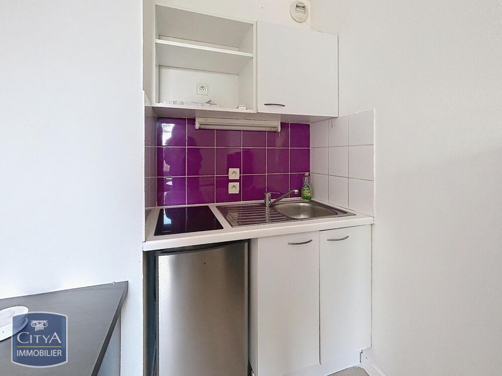 LOCATION - NIMES - 7 COLLINES - STUDIO MEUBLE - PARC ARE....