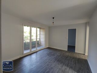 Appartement à louer 3 pièces 56 m²