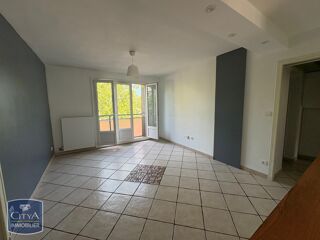  Appartement à louer 4 pièces 61 m²