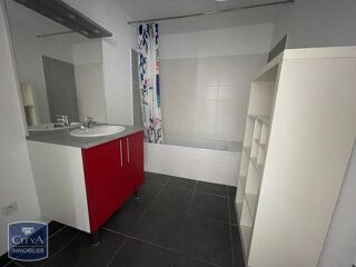  Appartement à louer 3 pièces 67 m²