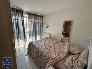  Appartement à louer 2 pièces 42 m²