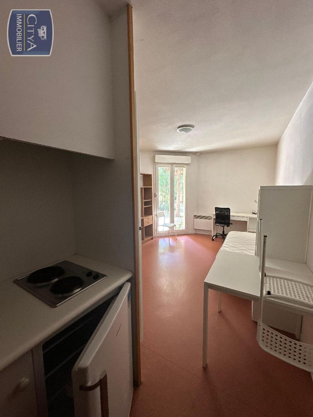 EXCLUSIVITÉ - STUDIO ÉTUDIANT - NIMES CENTRE À louer : J....
