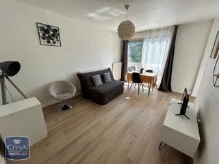  Appartement à louer 1 pièce 32 m²