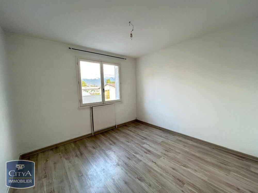 location Appartement - 2 pièce(s) - 47 m² Saint-Martin-d'Hères (38400)