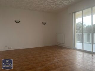  Appartement à louer 3 pièces 70 m²