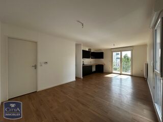  Appartement à louer 4 pièces 76 m²