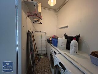  Appartement à louer 2 pièces 56 m²