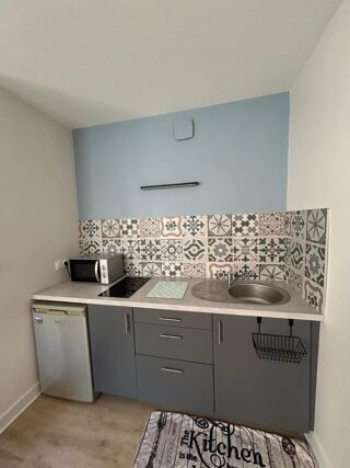  Appartement à louer 1 pièce 25 m²