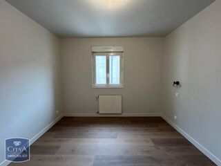  Appartement � louer 4 pi�ces 97 m�
