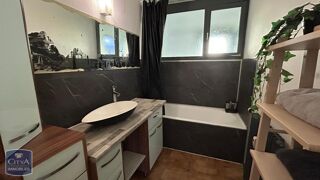  Appartement à louer 3 pièces 67 m²