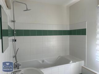  Maison à louer 6 pièces 114 m²