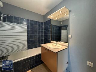  Appartement à louer 2 pièces 37 m²