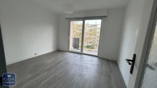  Appartement à louer 3 pièces 56 m²