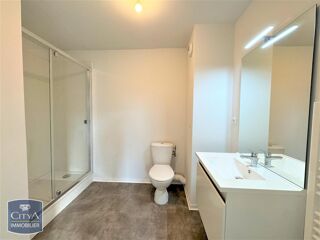 Appartement à louer 2 pièces 43 m²