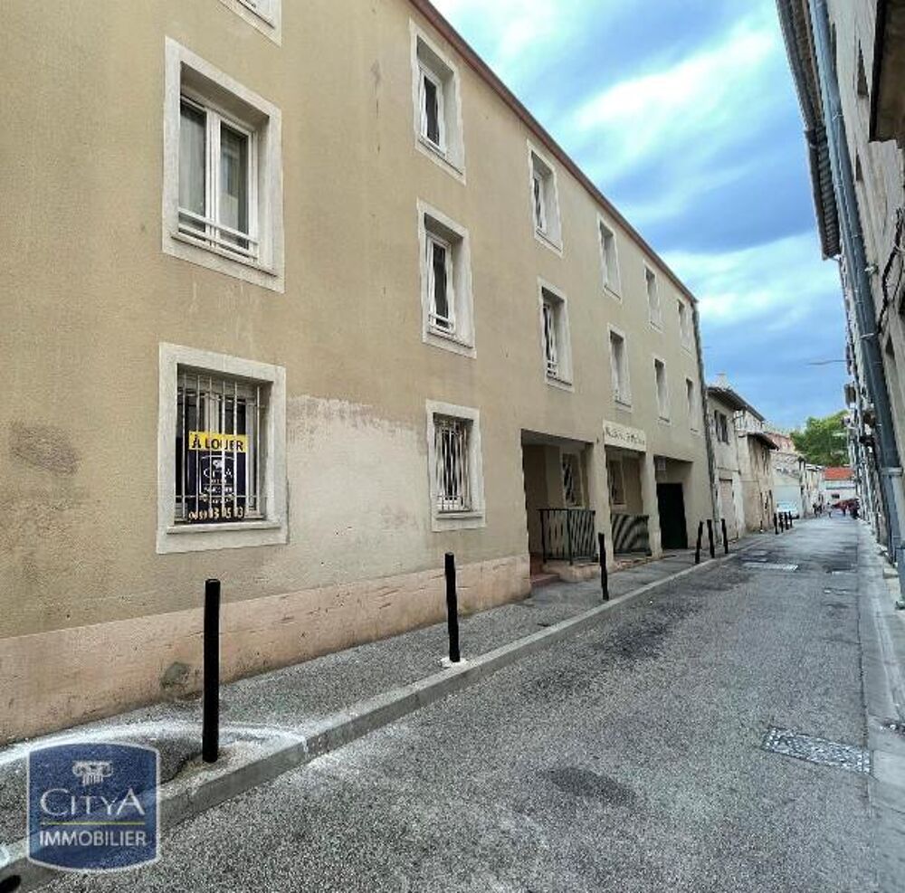 location Appartement - 1 pièce(s) - 18 m² Nimes (30900)